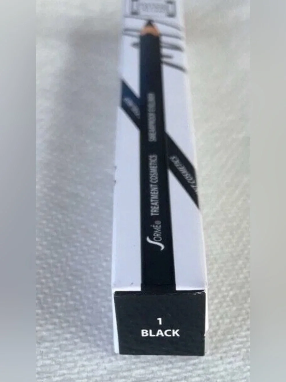 Smearproof Eyeliner Pencil - Black